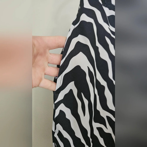 EP Pro/Newyork Zebra print black and white golf skort. Size 14 - Picture 7 of 10